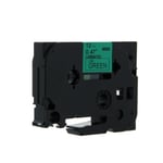 Q-Nomic TZe-MQG35 fita 12mm texto branco sobre verde lima (5M) | QNTZe-MQG35