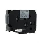 Q-Nomic TZe-M951 fita metalizada 24mm texto preto sobre prateado (8M) | QNTZe-M951